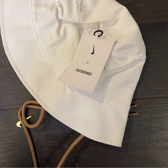 🆕Nike x Jacquemus white Bucket Hat size large/X-Large brand new - Picture 3 of 7